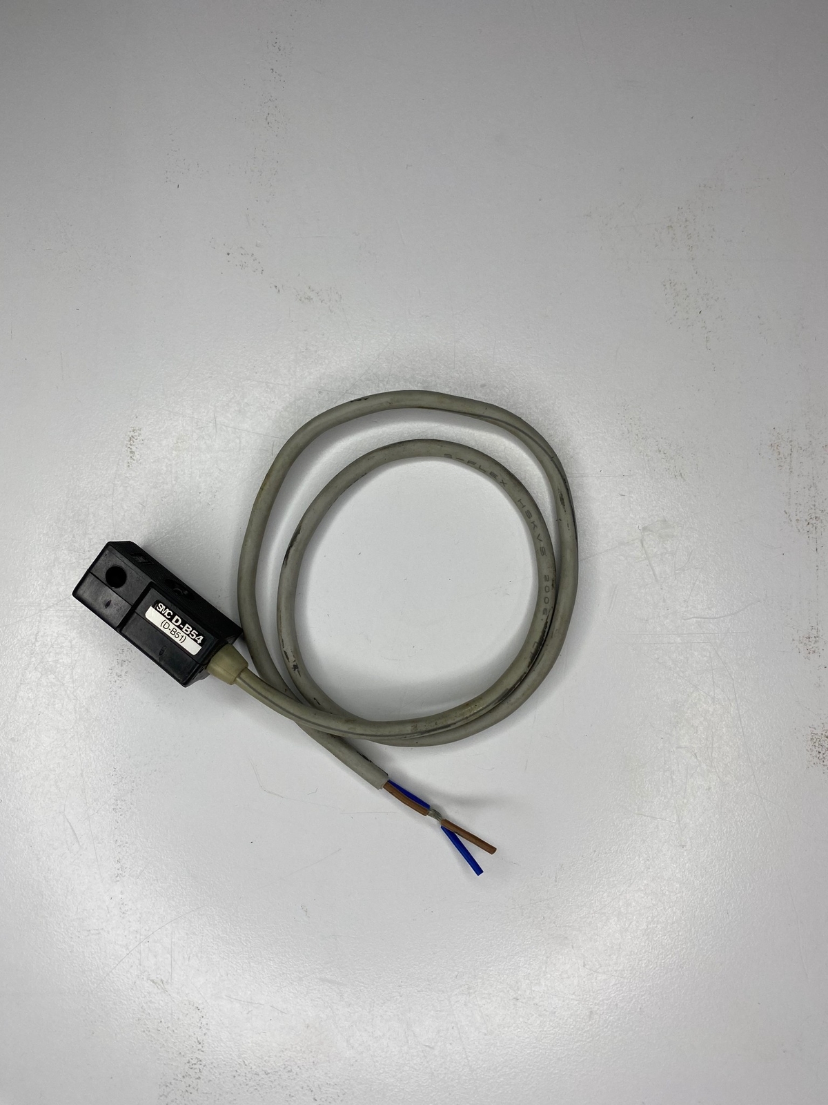 ONE (1) SMC General Purpose Solid State Auto Switch D-B54 (NEW)