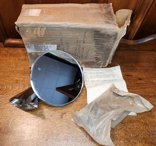 NOS GM 986389/986475 Chrome Rear View Mirror 1960’s Chevrolet G Series Suburban