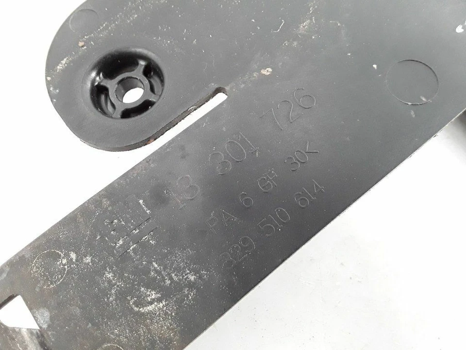 Opel Corsa D 2010 otro artículo compartimento motor 13301726 VEI34007 - Imagen 4 de 4