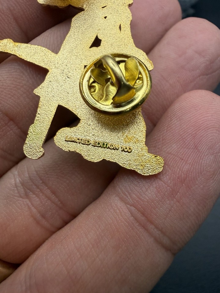 Disney Roger Rabbit Jessica Rabbit Sneak Peak Dress Fantasy Pin LE 50 ...