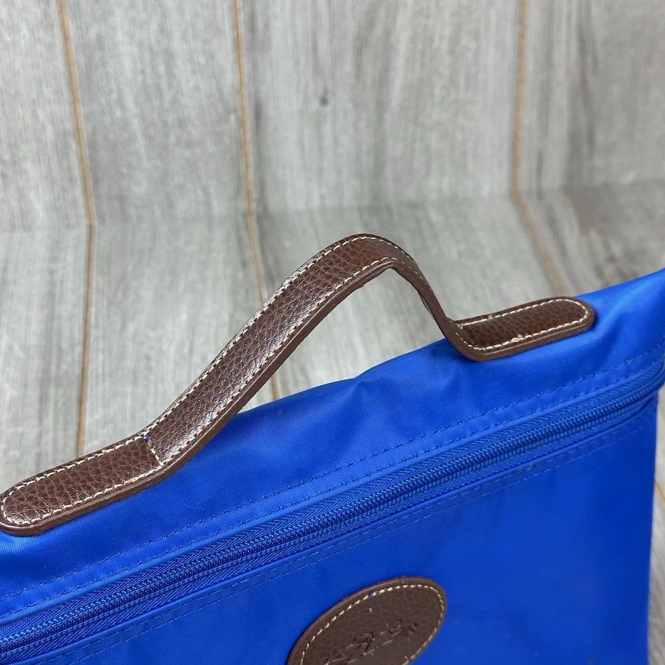 Longchamp Cosmetic Travel Bag Pouch Blue Zip Closure Gold Charm - Image 4 of 4