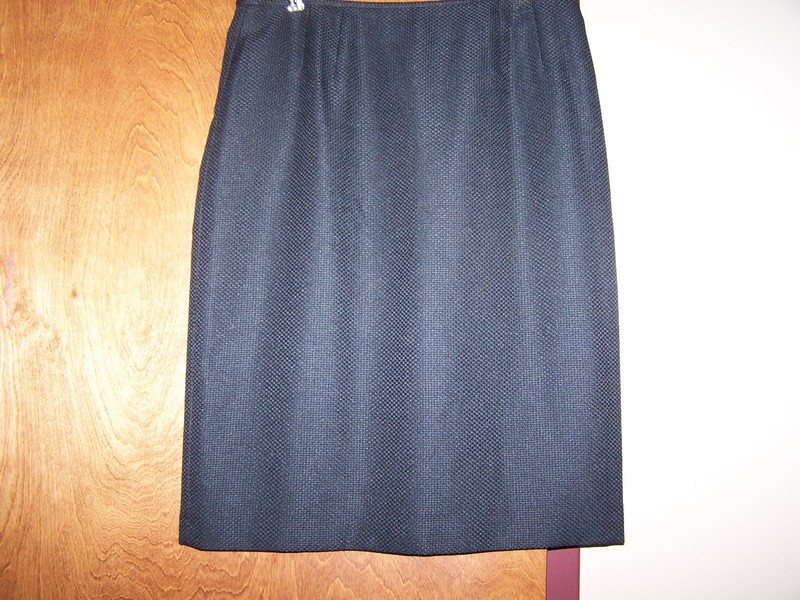COLLECTIONS BY LESUIT Black Straight Lined Skirt Back Kick Hidden zipper 14 EUC