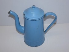 -JOLIE ANCIENNE CAFETIERE EMAILLEE BLEUE Sans son Filtre DECO CUISINE émail D