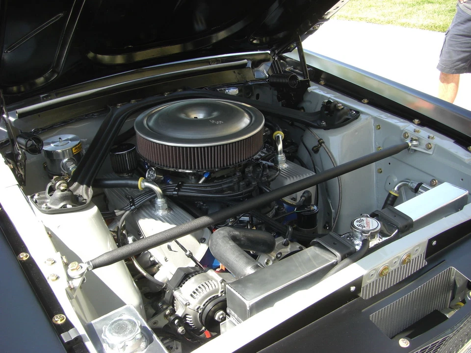 1967 1968 1969 Mercury/XR7 Cougar 3 filas campeón radiador de carreras, Big Block V8 Foto 3 de 4