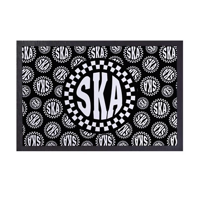 Diseño De Cuadros En Blanco Y Negro SKA - Felpudo - 60cm x 40cm - Imagen 1 de 4