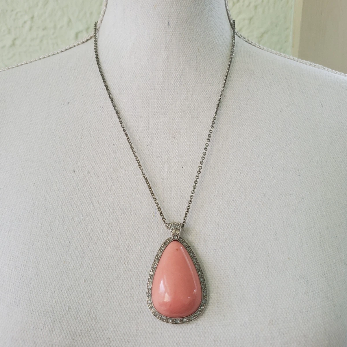 Pink stone pendant sale