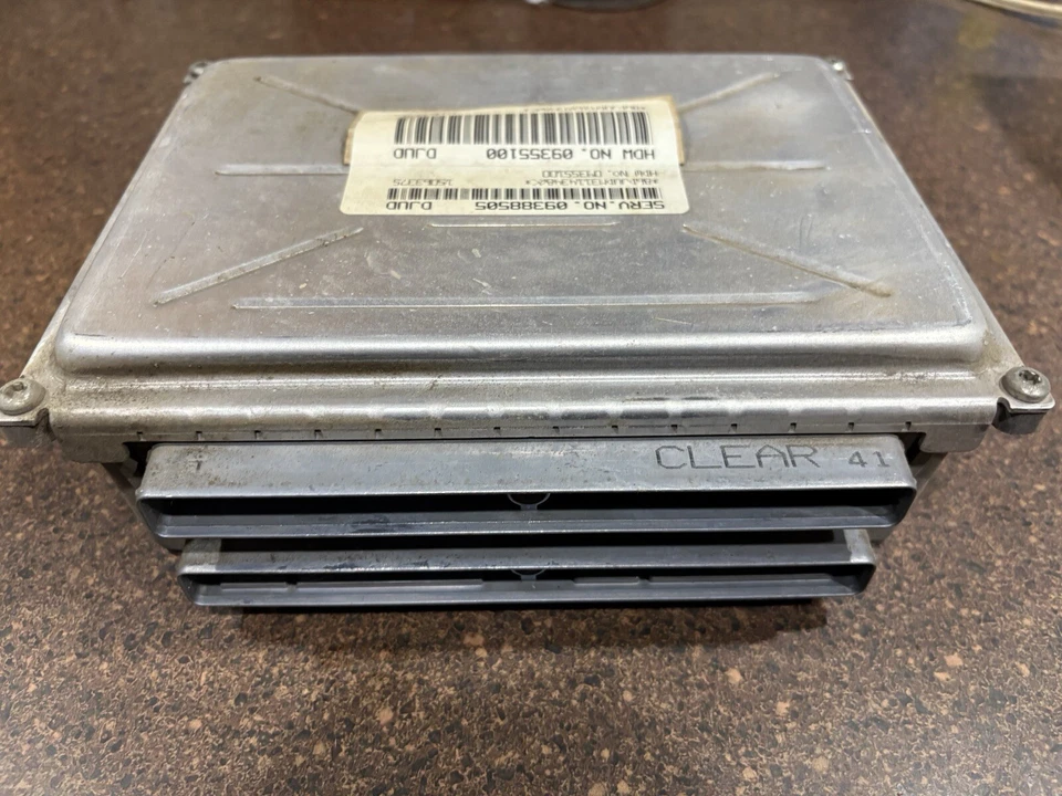 01-02 Módulo de control del motor Chevy GMC 2500HD LB7 Duramax ECM 09388505 Foto 2 de 3
