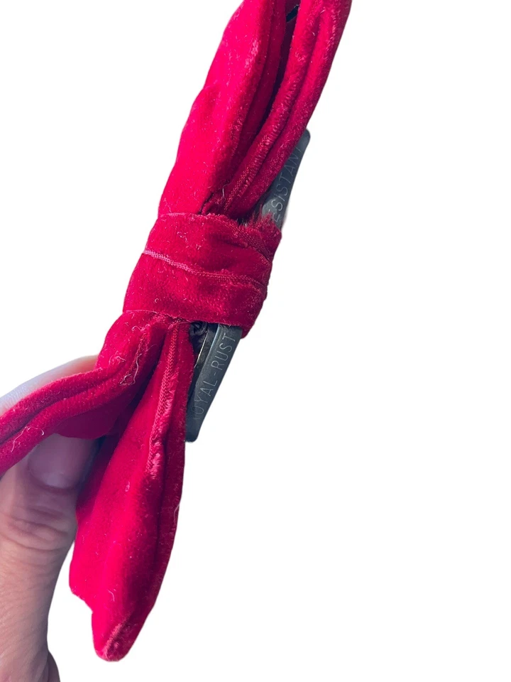 Pajarita vintage clip de terciopelo rojo y negro Foto 4 de 4