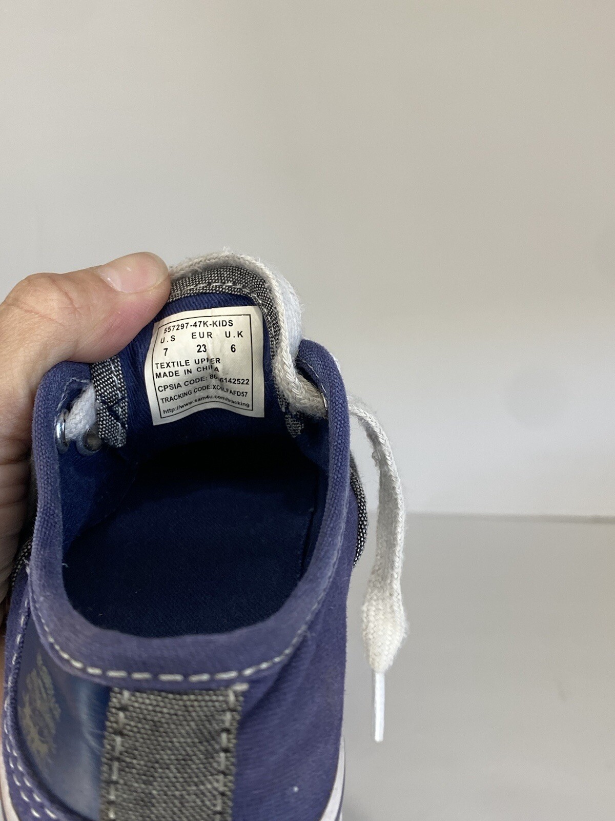 Levi’s Blue canvas toddler shoes size 7-image