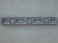 Vintage Belknap Hardware Blue Grass HDR Louisville Kentucky Metal Level Tool