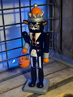 HALLOWEEN CAT KING NUTCRACKER~8.5'' Wooden Decoration~