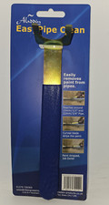 EasyPipe Clean pipe scraper easily removes paint from pipes
