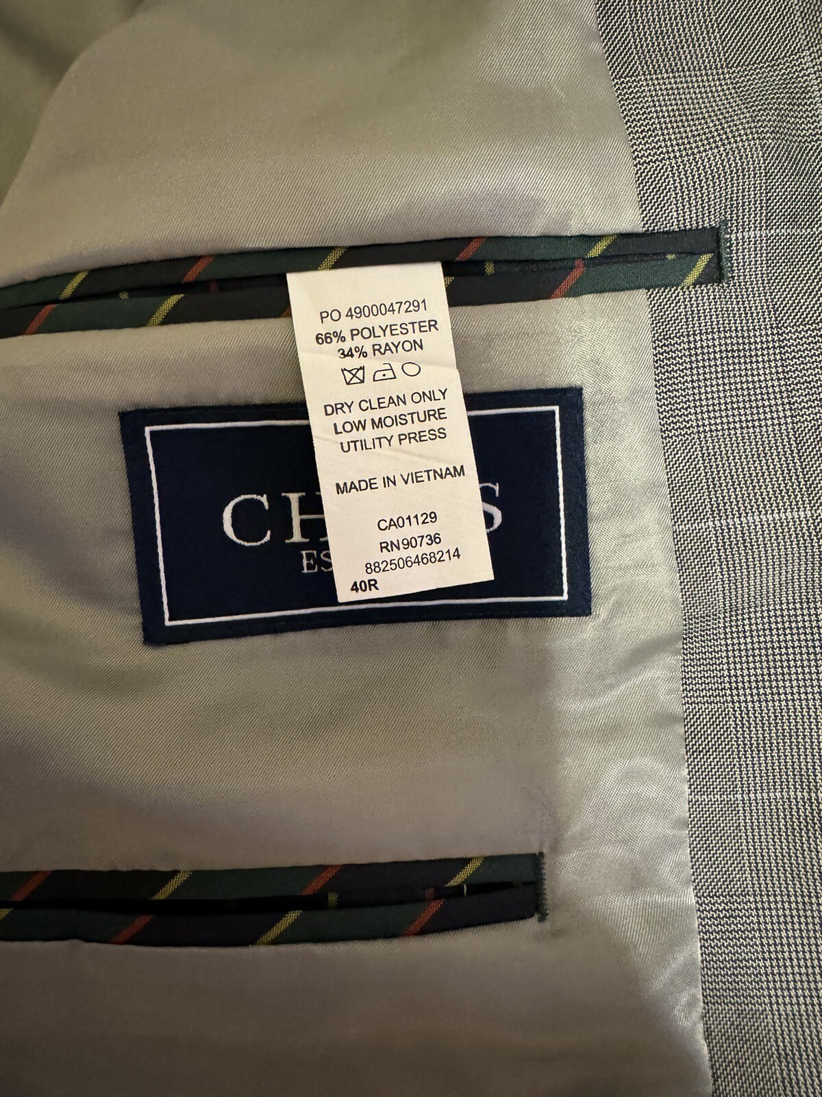 CHAPS GREY CHECK DRESS SUIT PANTS AND COAT SZ 40R 32x32 Mens 2 Piece