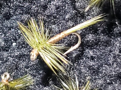 TROUT DRY FLY BLUE WING OLIVE MIDGE SIZE 22 CUSTOM TIED FRONTIER FLY COMPANY