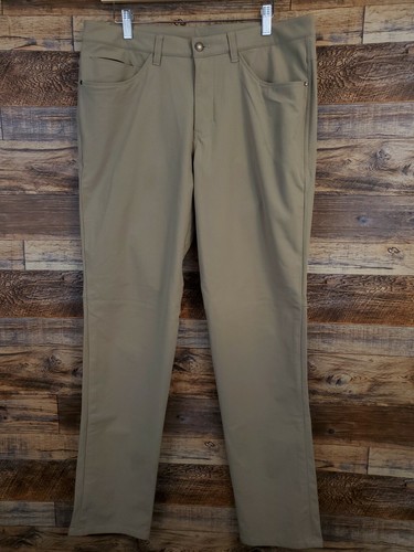 Lululemon ABC Hose Herren Größe 34 (35x33,25) Warpstreme Beige Slim