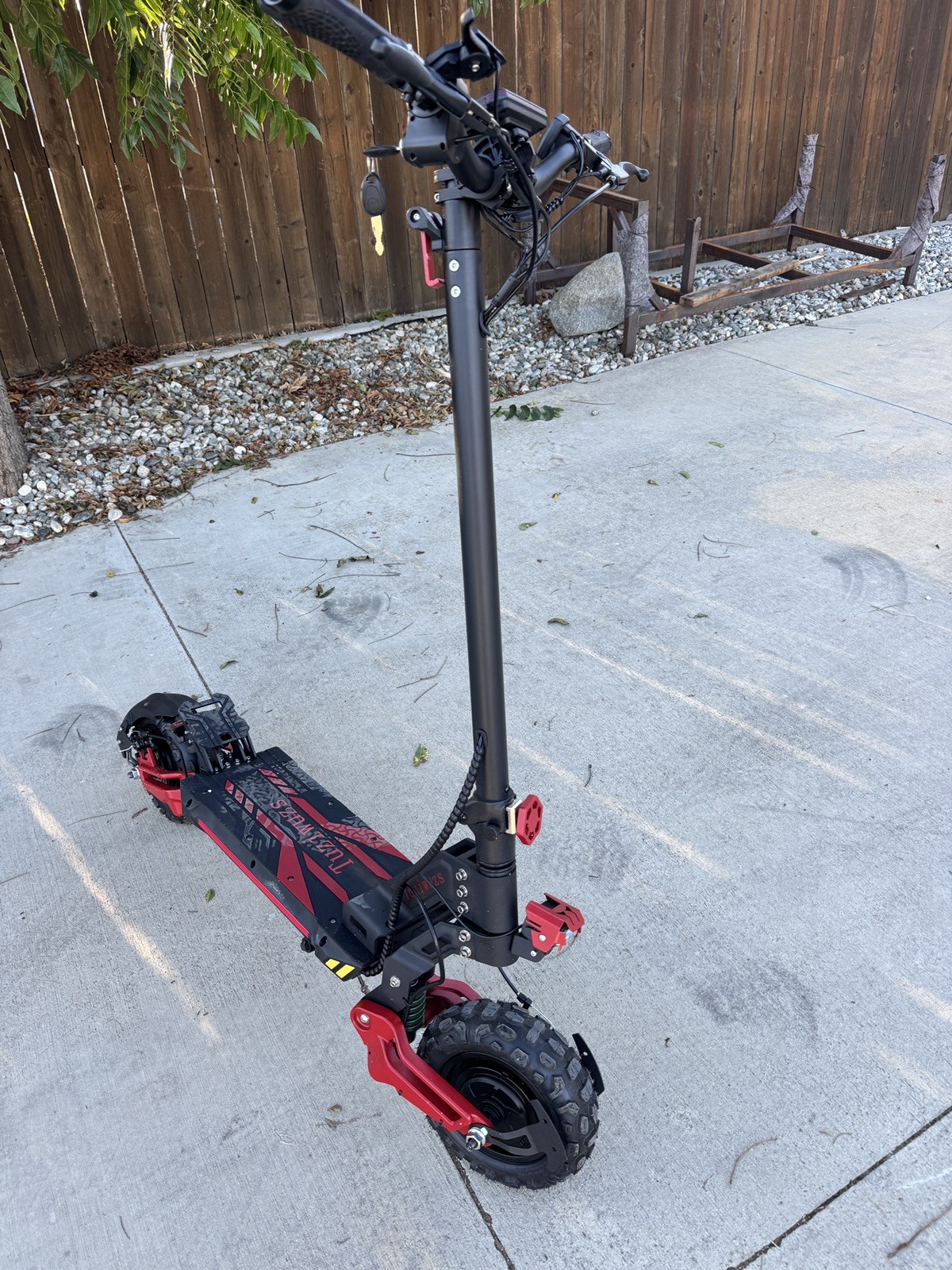 5600W DUAL MOTOR E SCOOTER 55 MILES OF RANGE 45 MPH BRAND NEW BOX SEALED