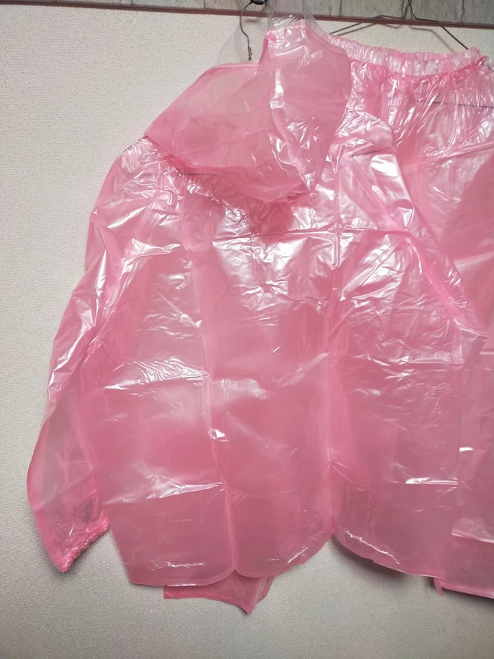 Gloss pink pvc plastic jacket and pants rainwear rainsuit set - Image 2 of 4