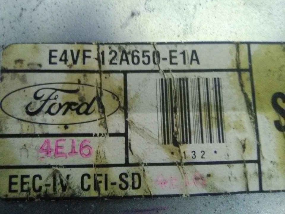 Módulo de control electrónico 84 Mercury Marquis Engine ECM 6-232 3,8 litros federal Foto 2 de 3