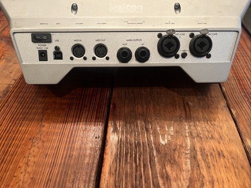 Lexicon I-O 22 Audio Interface with Power Supply - Picture 5 of 7