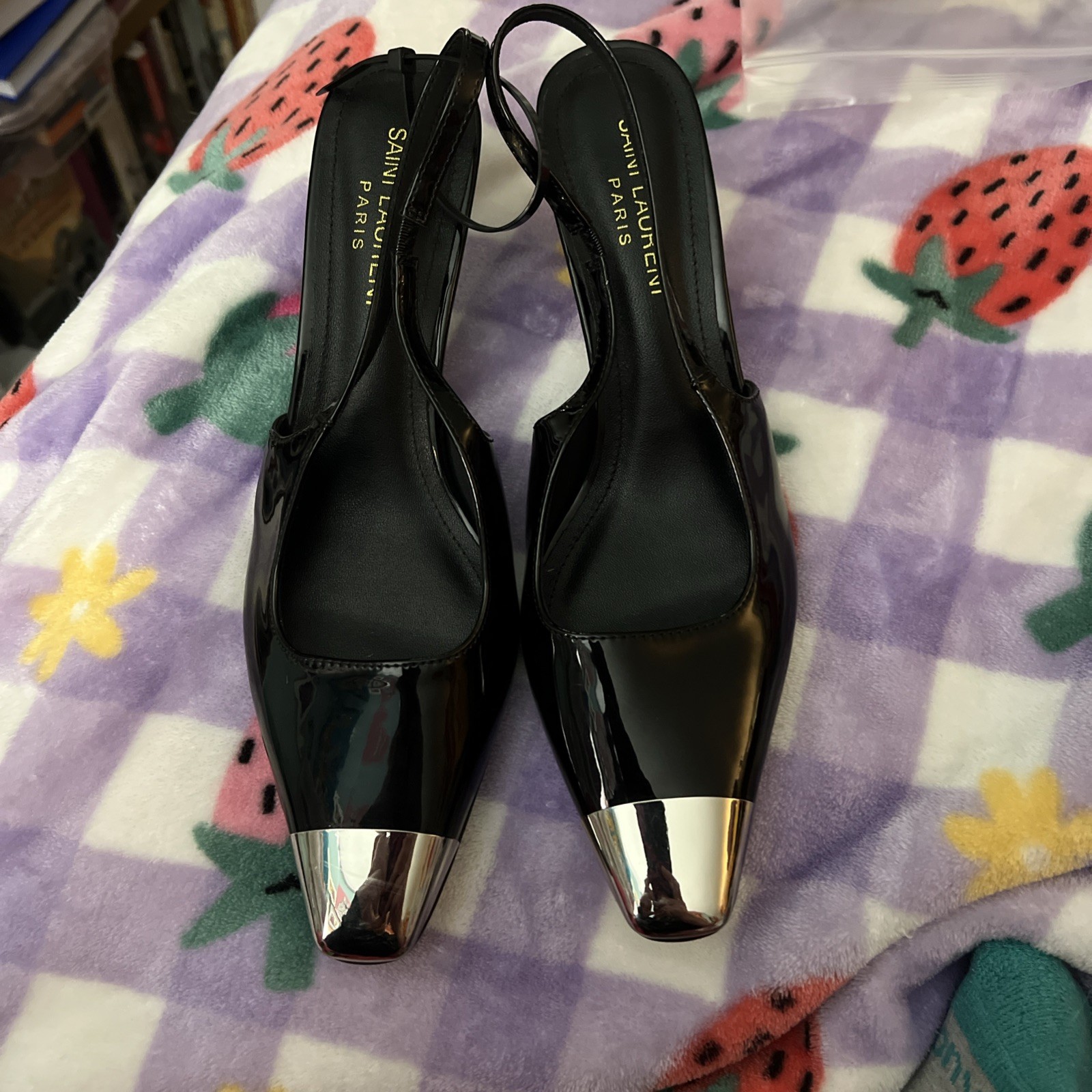 Schienali Saint Laurent Paris neri in pelle verniciata taglia 9 US 39 EUR nuovi con etichette