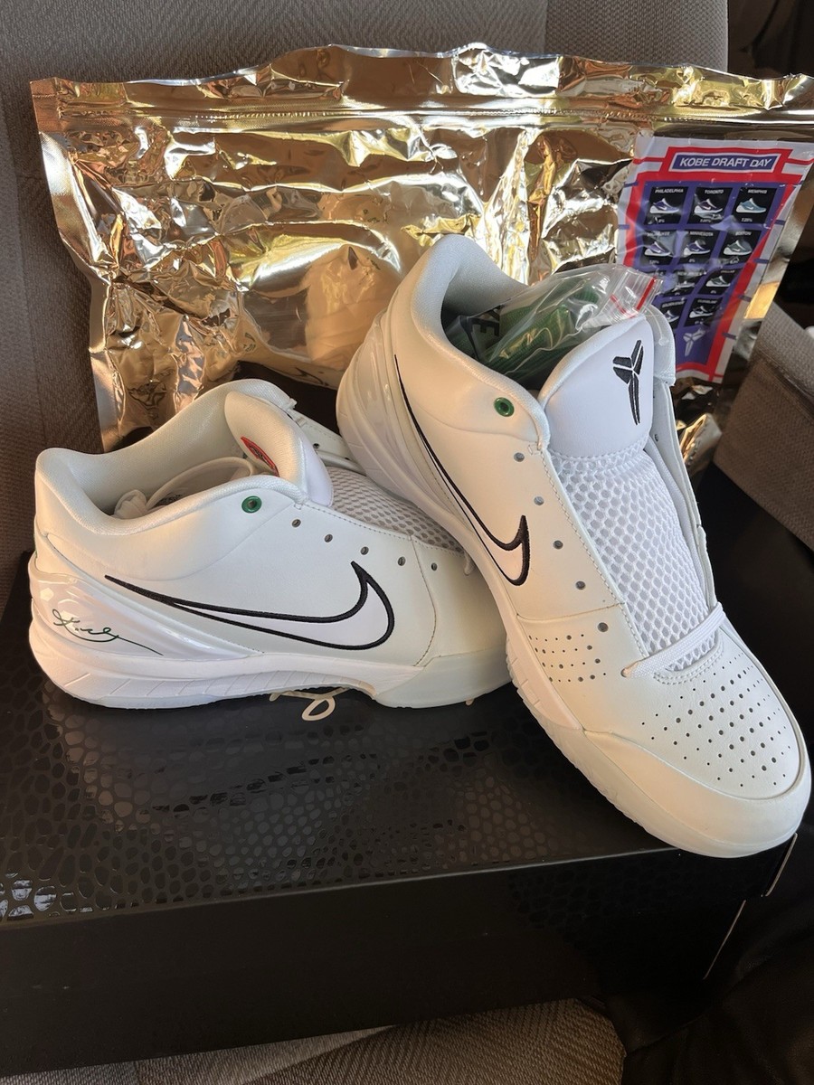Nike Kobe 4 Protro 