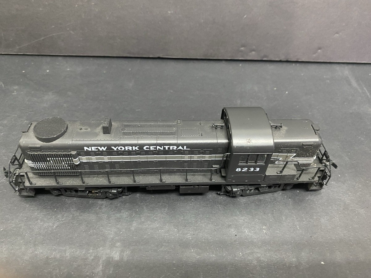 HO Atlas Kato 8012 New York Central Alco RS-3 Diesel Locomotive