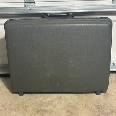 VTG Samsonite Hard Shell Suitcase 27x18x7 Grayish Green NO KEY