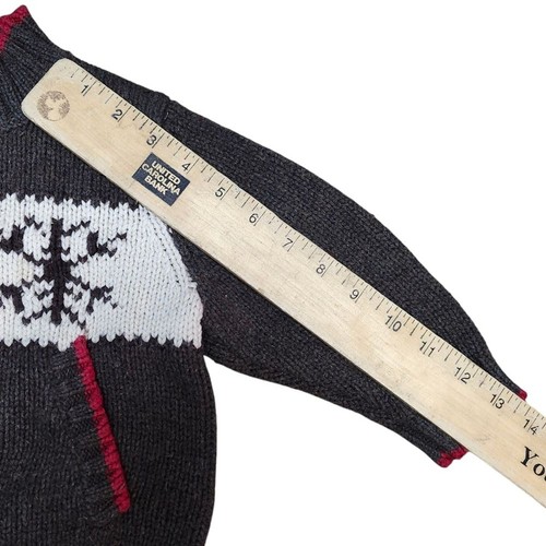 OshKosh Brown and Red Snowflake Full Zip Sweater. Sz. 2T - Picture 9 of 9