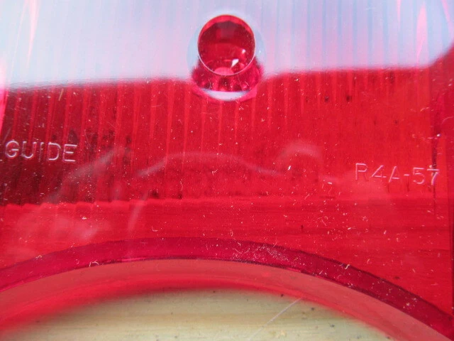 Buick Roadmaster & Super Series 1957 50 y 70 NOS lente de luz trasera Foto 3 de 4