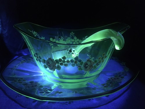 Gravy Sauce Boat, Under-plate & Spoon Clear Glass Hand Painted Flowers Gold Edge