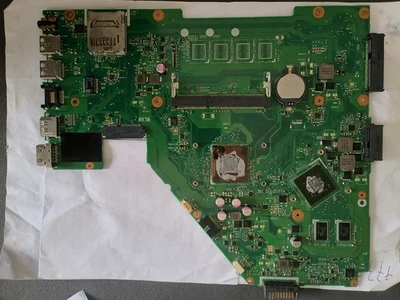 Mother B. Carte Mere ASUS X550MD 13782966 60NB06P0-MB3100 (200) 69N0RBM1MA00(01) - Photo 1/4