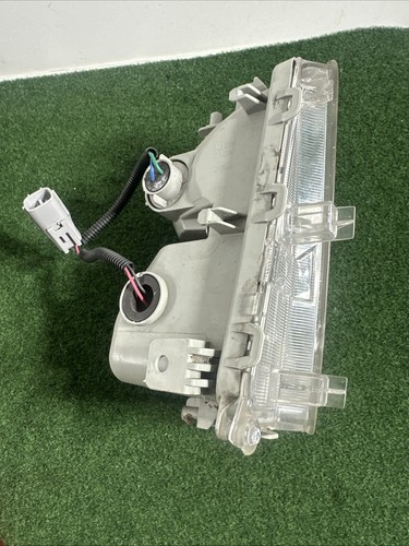 2012-2015 Toyota Prius Left Driver LH Side LED Fog Turn Signal Lamp OEM Crack - Picture 8 of 15