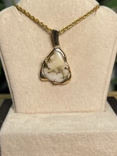 Natural Gold in Quartz Custom Pendant 14 Kt. P1KSC115MQ GOLD AND QUARTZ