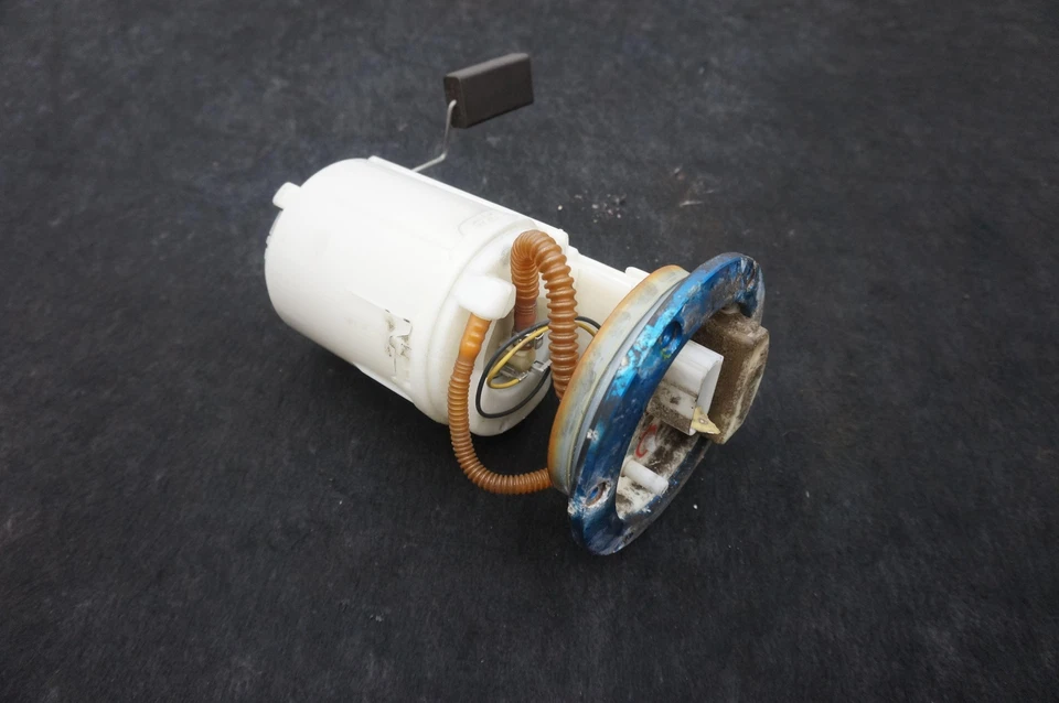 Unidad transmisora de bomba de combustible montada en tanque 8L0919051 Lamborghini Gallardo Spyder 2003-08 Foto 4 de 4