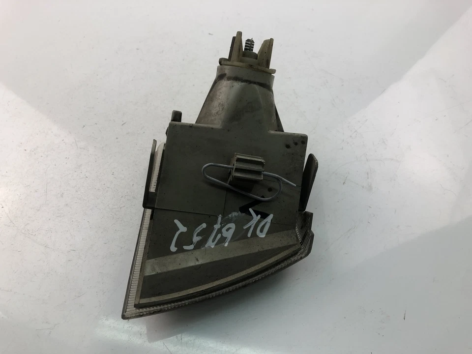 OPEL VECTRA A 86, 87 394997 Front Turn Signal 1993 18089711 - Immagine 3 di 4