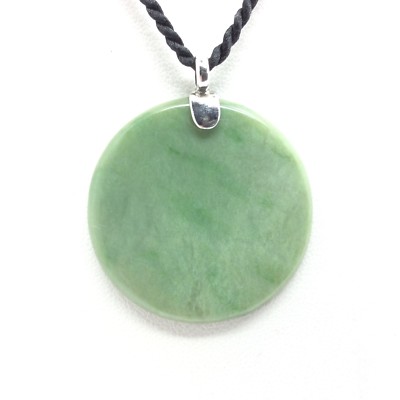 Kanada Jade Kreis Anhänger grüner Nephrit Jade Stein Scheibe British Columbia v. Chr.