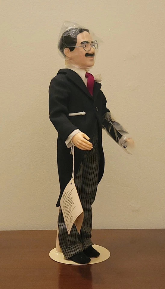GROUCHO MARX  Vintage 17" Doll By Effanbee's Legend Series (1983) W/ Tag RARE! - Image 4 of 4