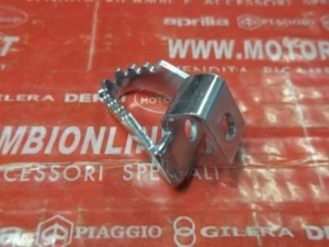 PIEDINO LEVA FRENO Posteriore Aprilia dorsoduro 1200 ANNO 2011 851049 Originale