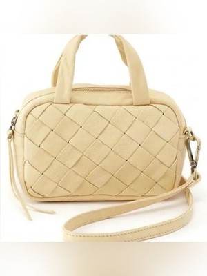 Hobo NWT Leather Maze Convertible Crossbody/Satchel in Buff/Cream