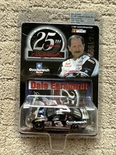 Dale Earnhardt 3 25th Anniversary 1999 Monte Carlo GM Goodwrench 1:64 Action