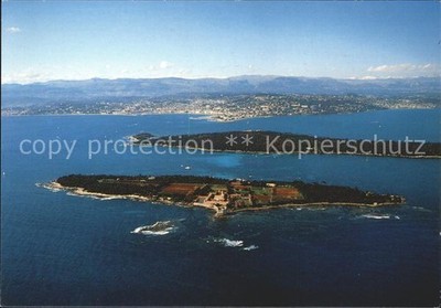 Ile Saint-Honorat Alpes Maritimes Abbaye de Notre Dame de Lerins vue aeri
