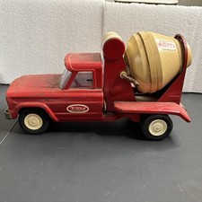 Vintage 1960's Tonka Red Cement Mixer 9" No. 77, Pressed Steel
