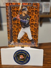 2025 Topps Update Series Eli White #US189 Jack-O'-Lantern Foil (RC)