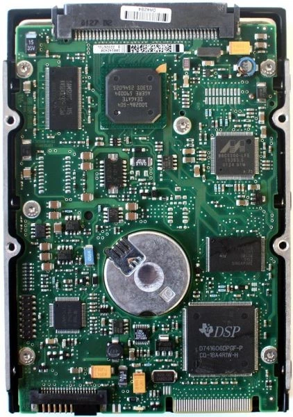 18gb 15k u320 scsi hdd, cheetah st318452lc, 9t4006-028, fw: 2213, dp/n 05f411 r - Image 2 of 3