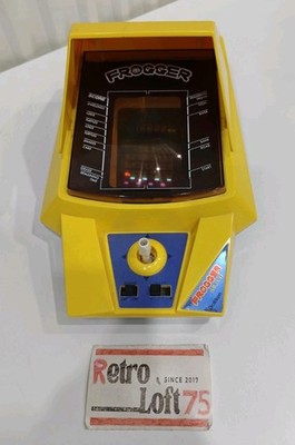 CGL Konami Frogger Table Top Arcade Spiel. Vintage 80er Jahre. Guter gebrauchter Zustand.