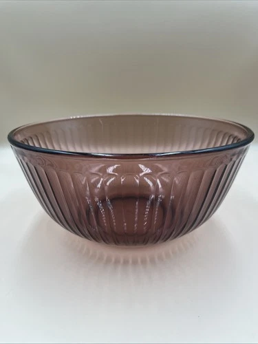 Pyrex Ribbed Cranberry Purple Amythest Glass Mixing  Bowl 7403-S 10 Cups 2.5L