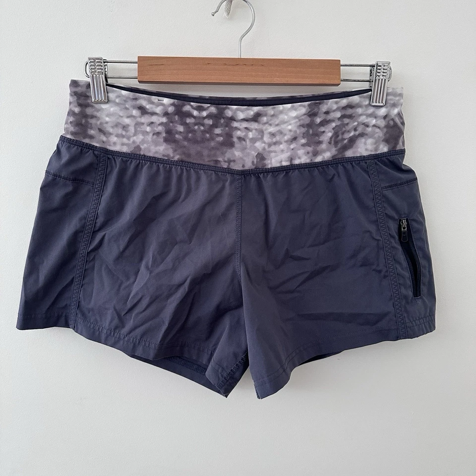 Lululemon Women’s Elastic Waist Short Activewear Running Shorts - Size 6 - Aus 