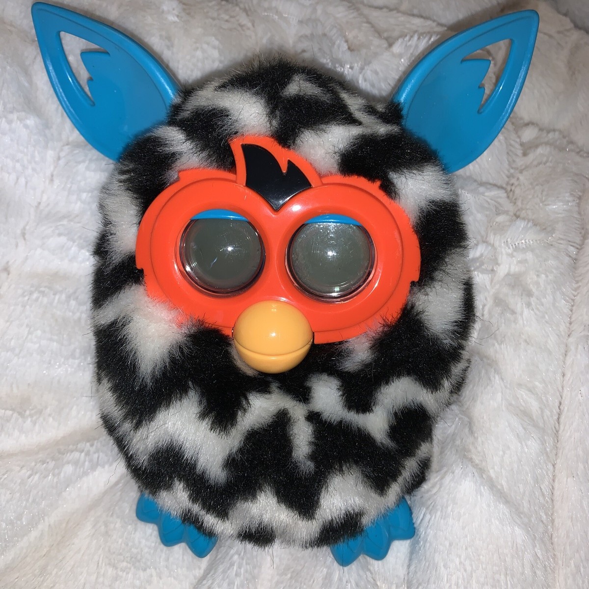 Furby 電子ぬいぐるみ 廃盤品 新品未開封品 Furby 電子ぬいぐるみ 廃盤