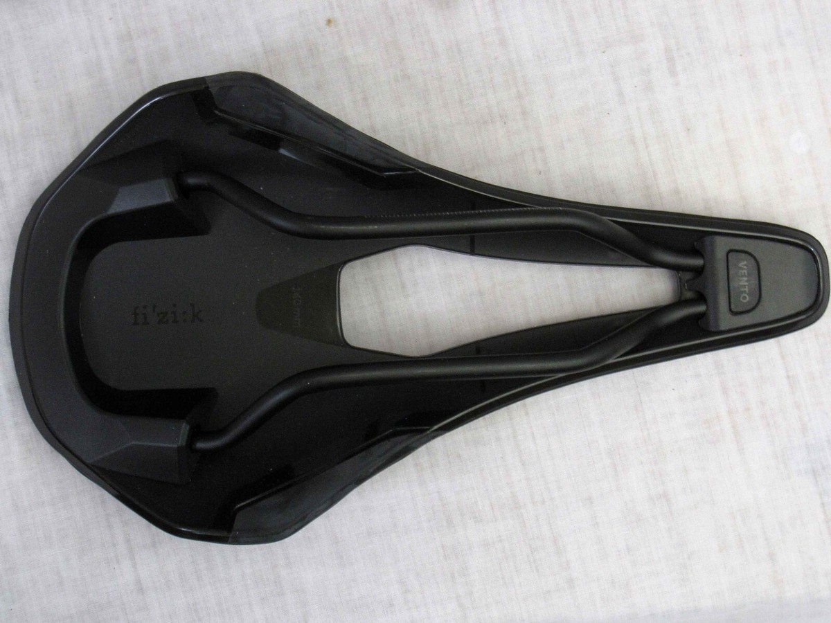 NEW Fizik Argo Vento R5 Saddle S-Alloy rails, width: 140mm