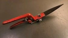 Vintage Dunlap Grass Shears Cutters Garden Gardening Tool Red 